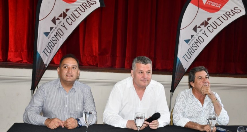 Villa Castelli presentó la 30º Edición del Festival de la Miel y la Alfalfa