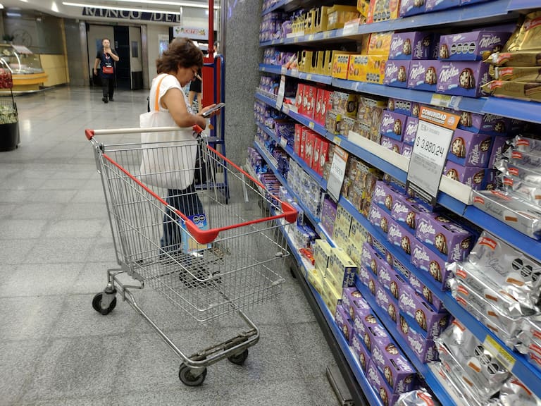 En la primera semana de enero los precios de alimentos y bebidas subieron 1,2%.