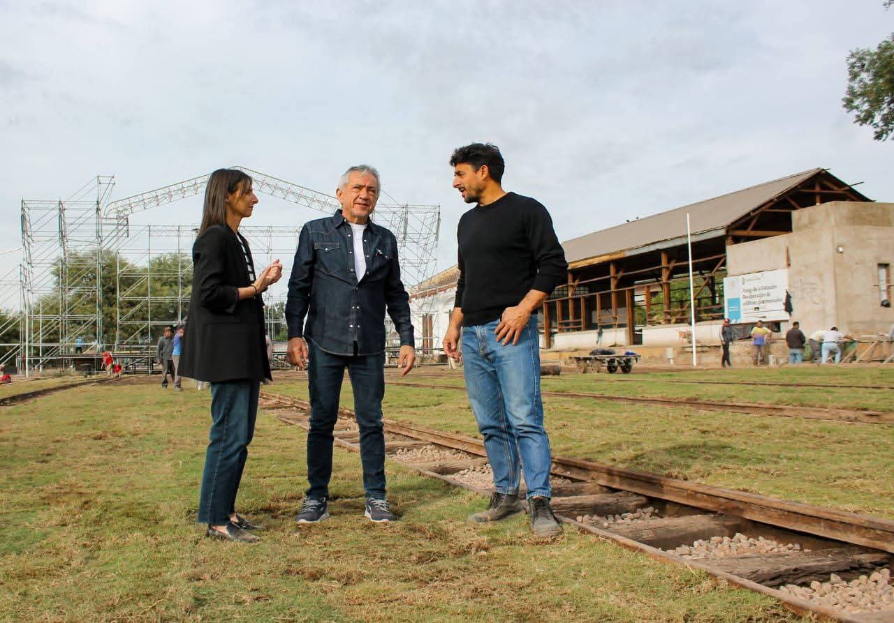 Armando Molina prioriza la gestión municipal y reordena la estructura de su gabinete