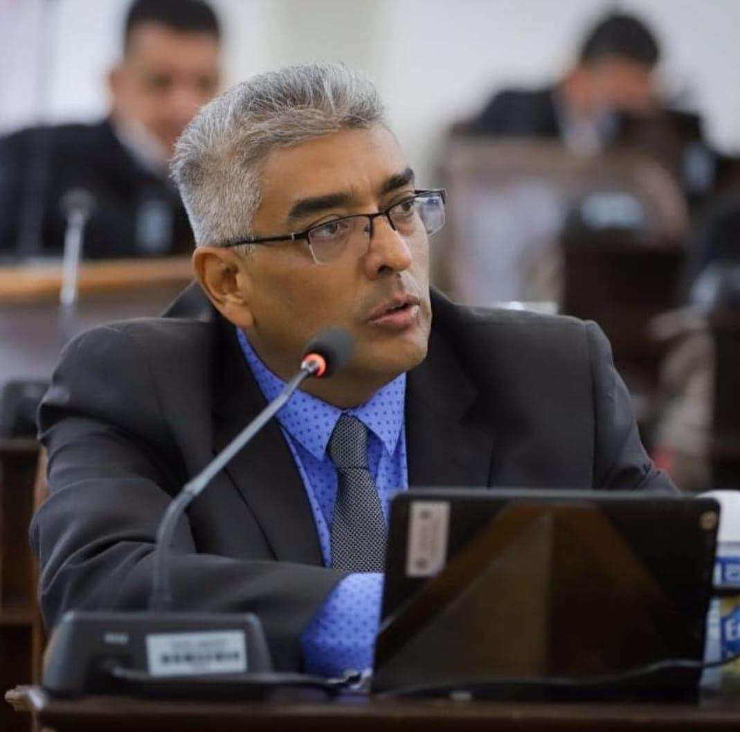 Roberto Luna: 