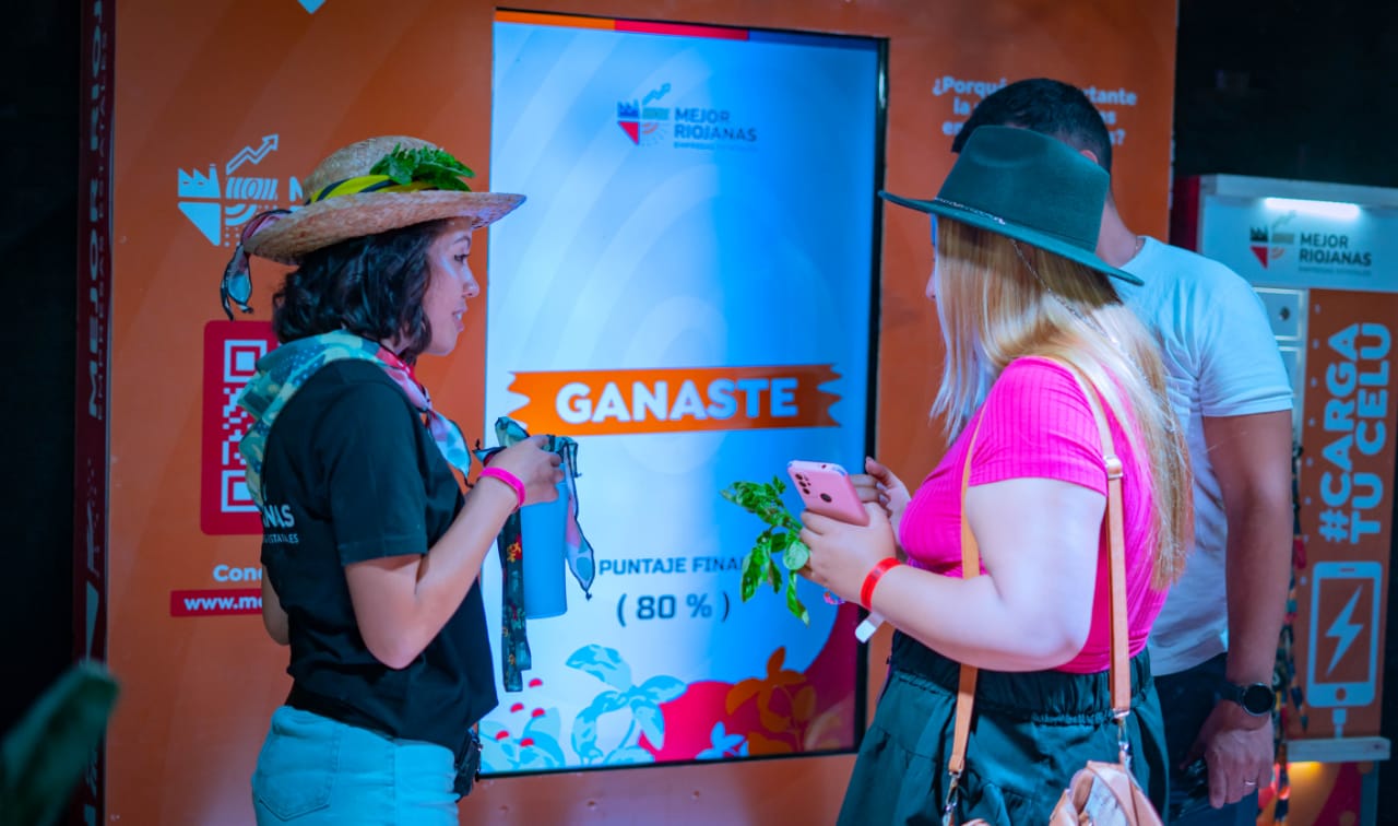 Con juegos y premios Mejor Riojanas participó en la Chaya 2023