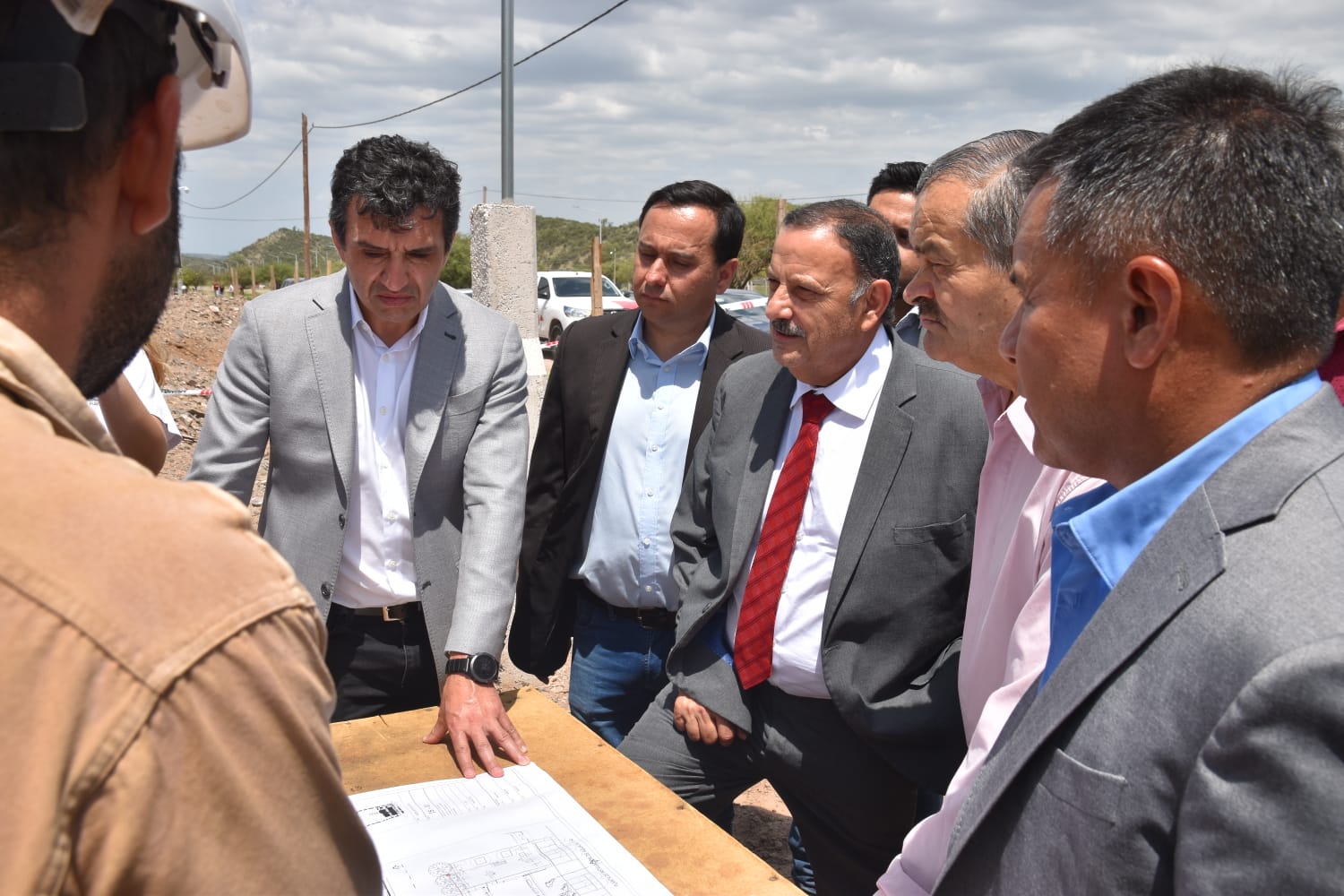 El gobierno inicia el ciclo lectivo con un fuerte trabajo colectivo, garantizando derechos y concretando acciones históricas
