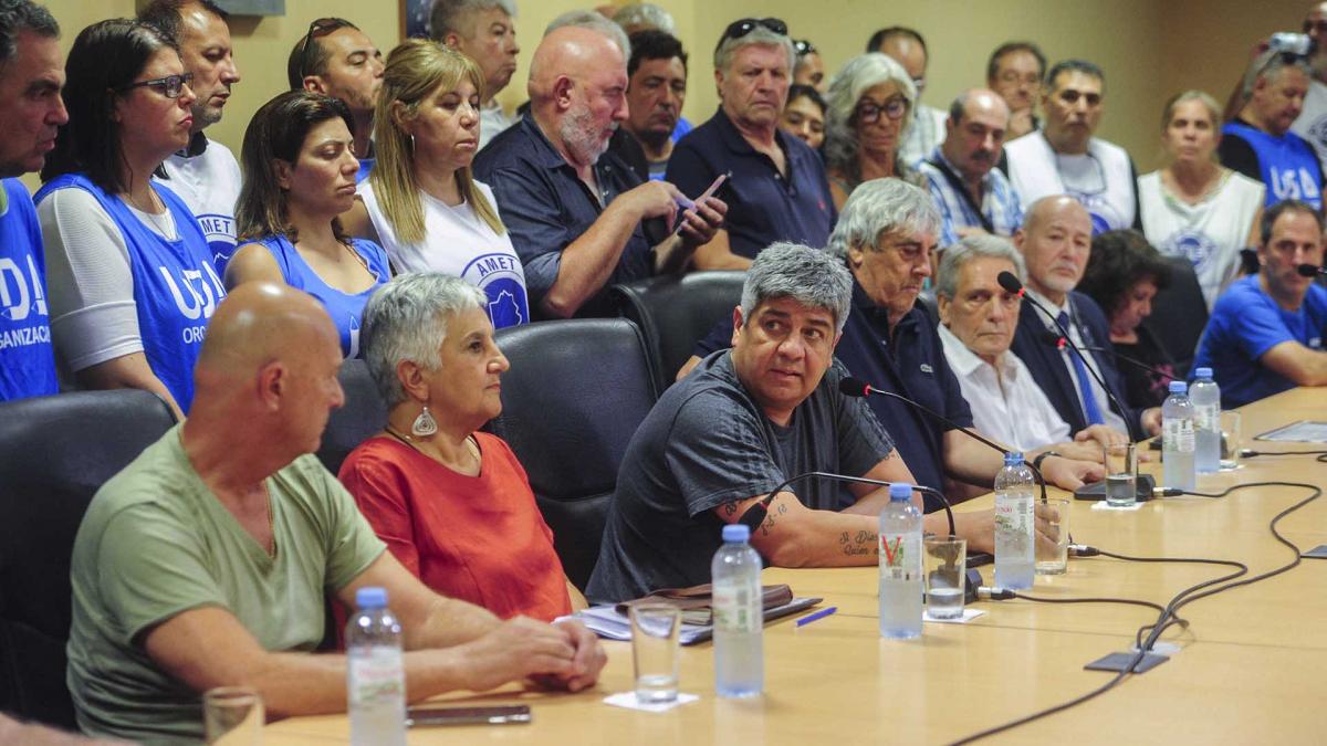 Gremios docentes de la CGT irán al paro el lunes en demanda de mejores salarios.