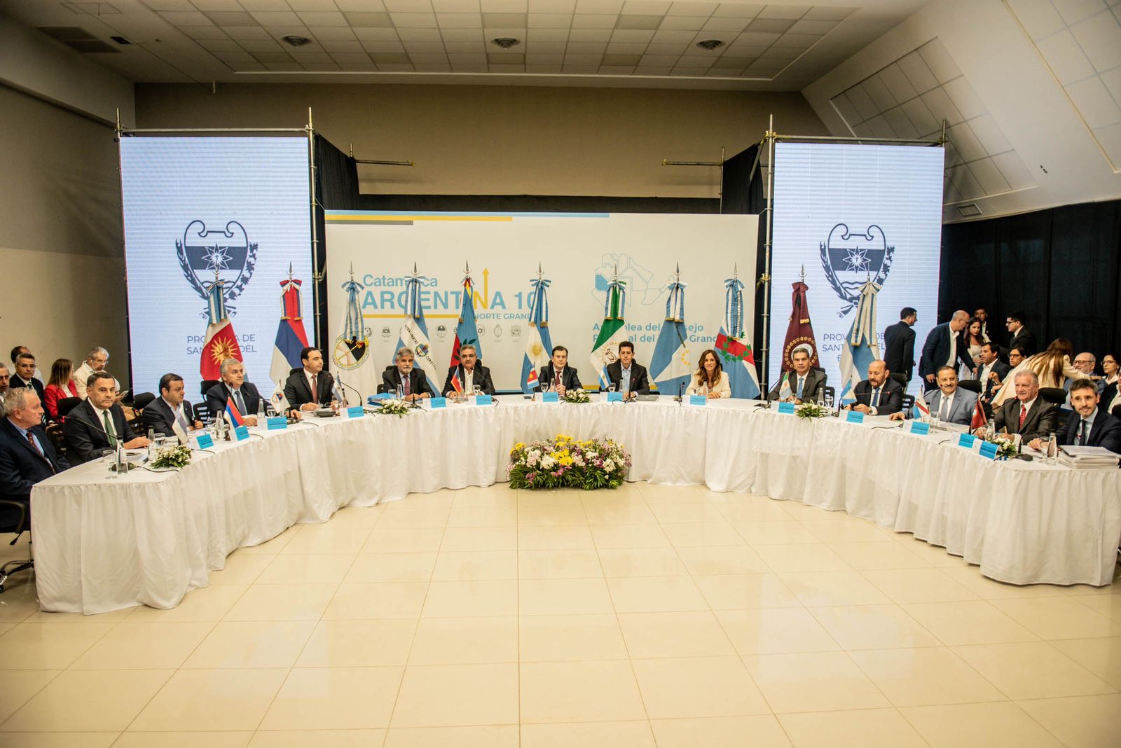 Las provincias del Norte Grande se reunieron en Catamarca para tratar importantes temas