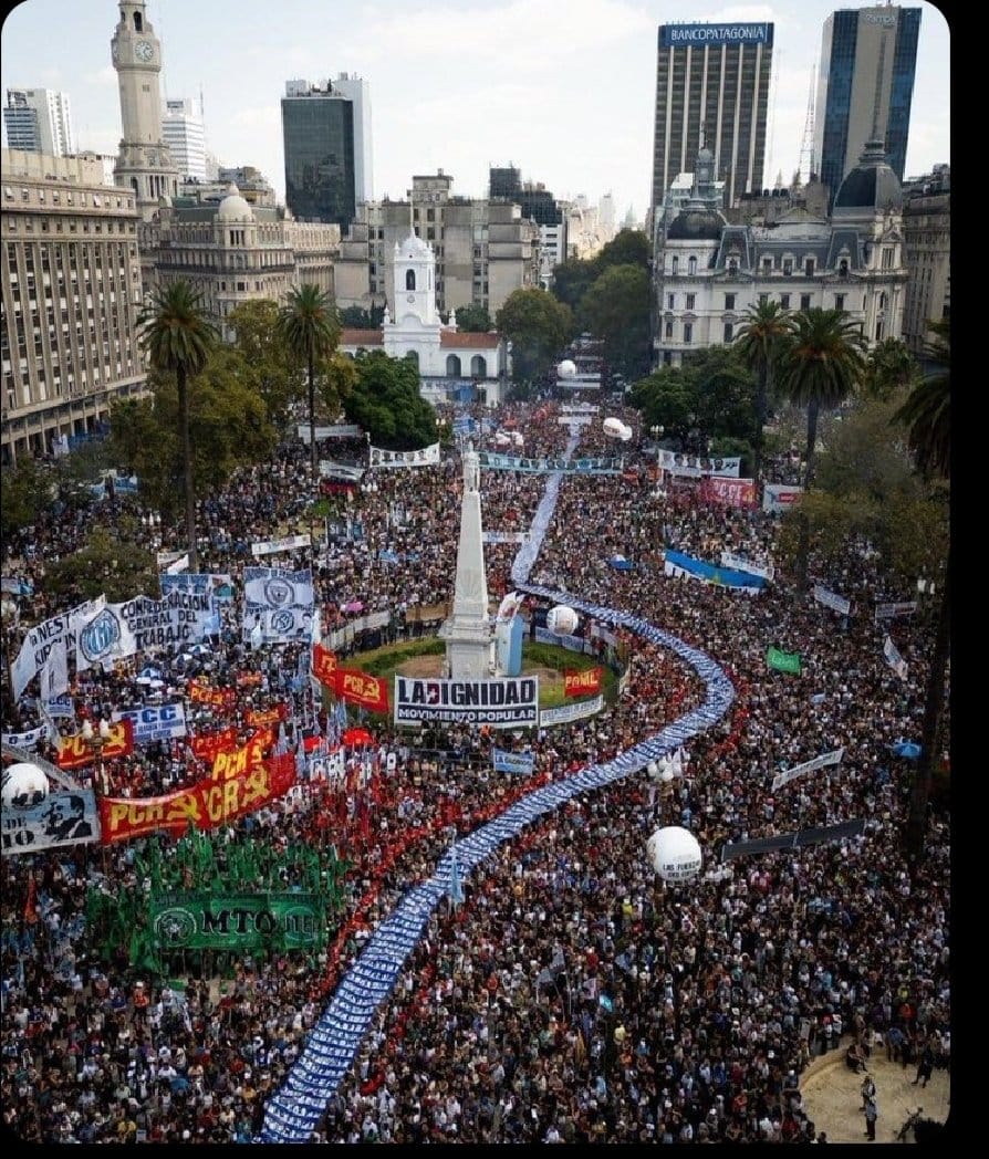 M24. La foto que puso nervioso al gobierno de Milei.