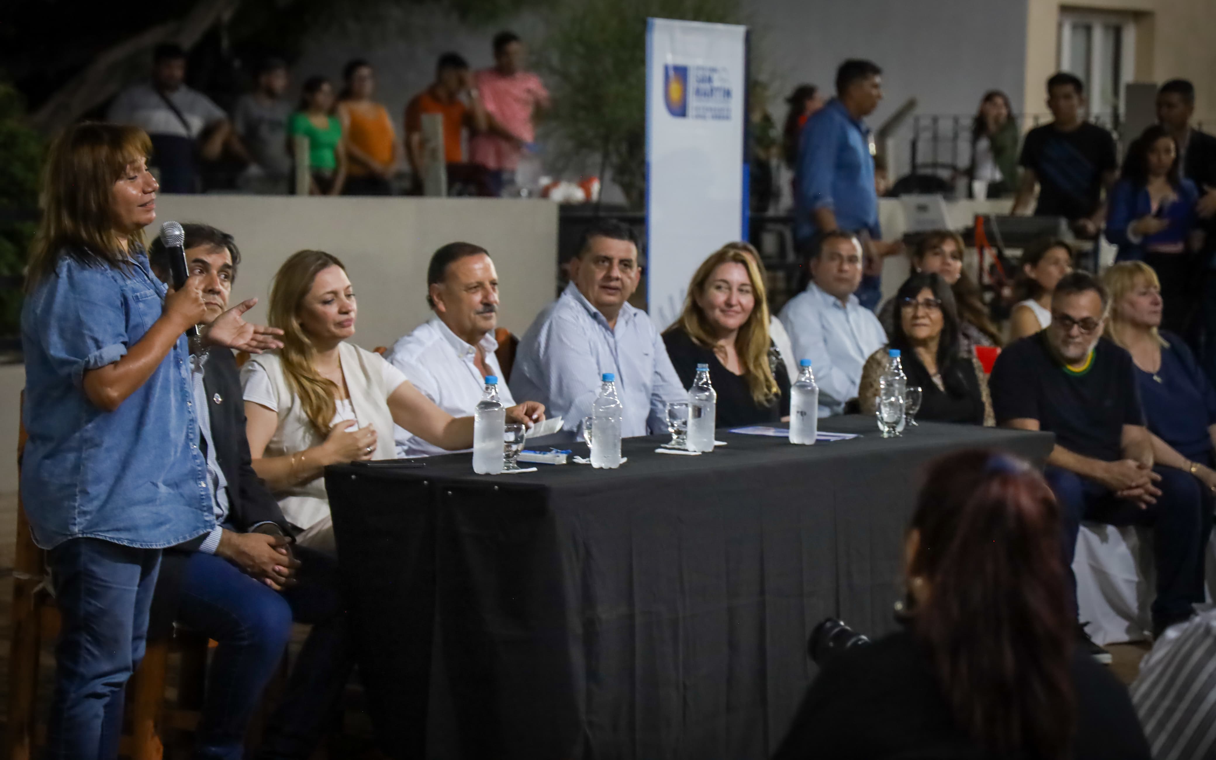 Villa Nidia. El gobernador Quintela acompañó a los convencionales constituyentes.