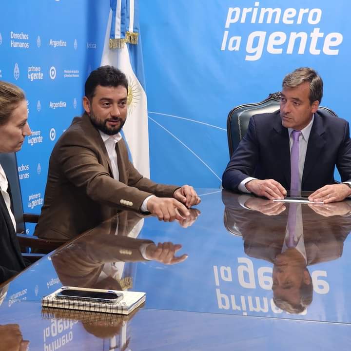 El ministro Zarate se reunió con su par de Nación para articular acciones en La Rioja