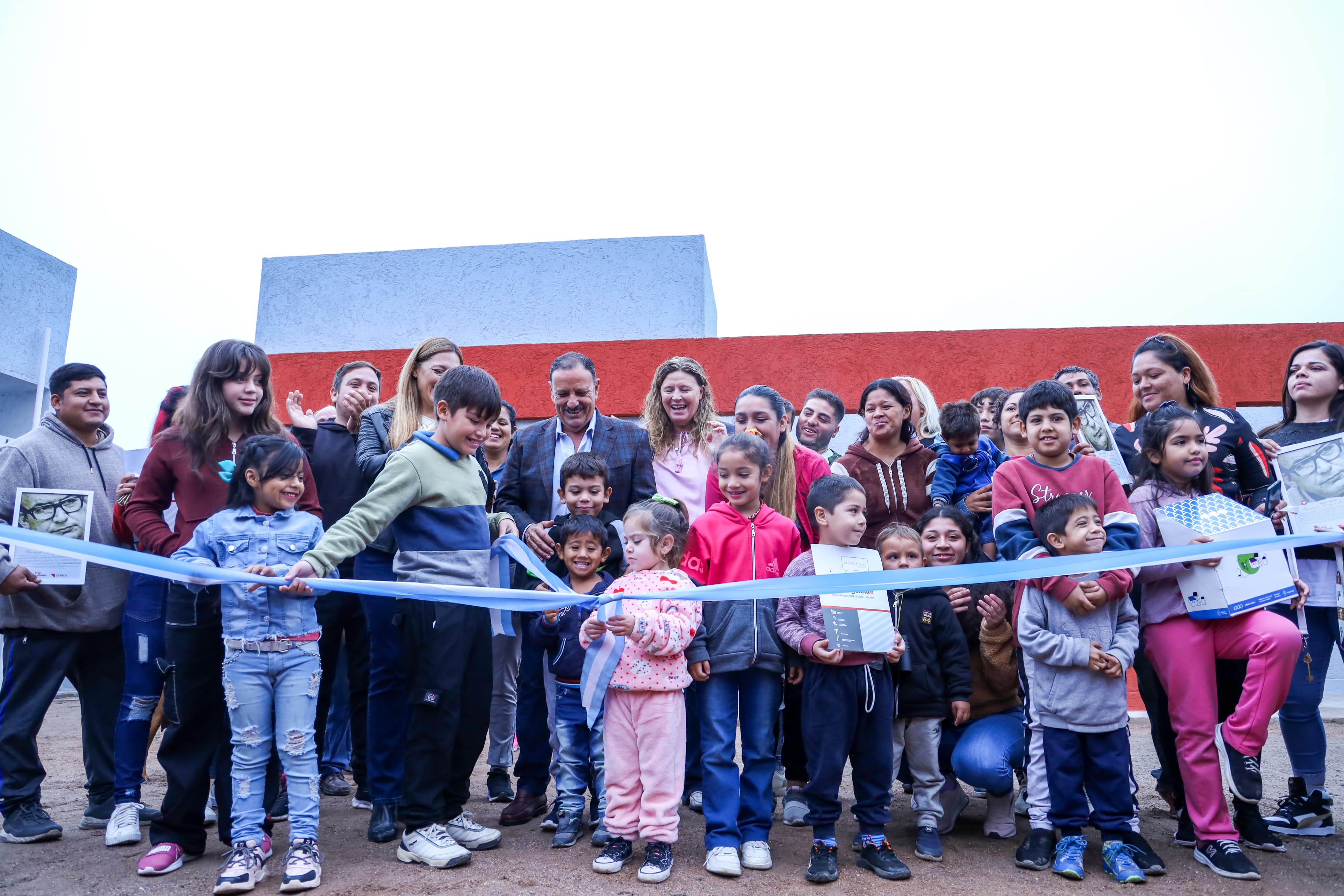 Más familias riojanas cuentan con un hogar digno mediante el plan Angelelli.