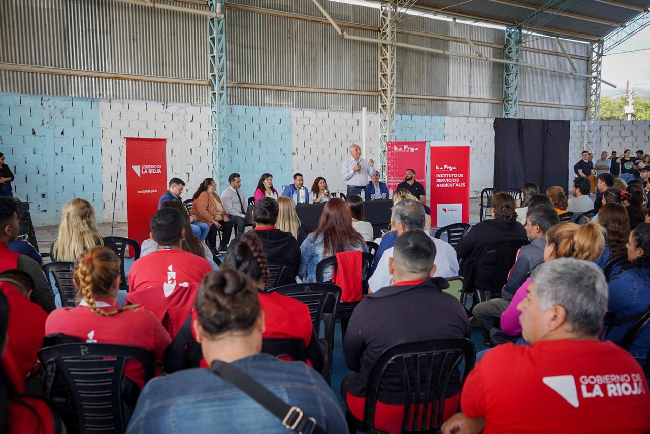 400 operadores territoriales se capacitan para sumarse a las tareas contra el dengue.