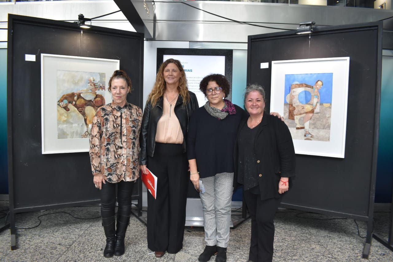 Quedó inaugurada una nueva muestra de “Fronteras Abiertas” en el Congreso de la Nación. 