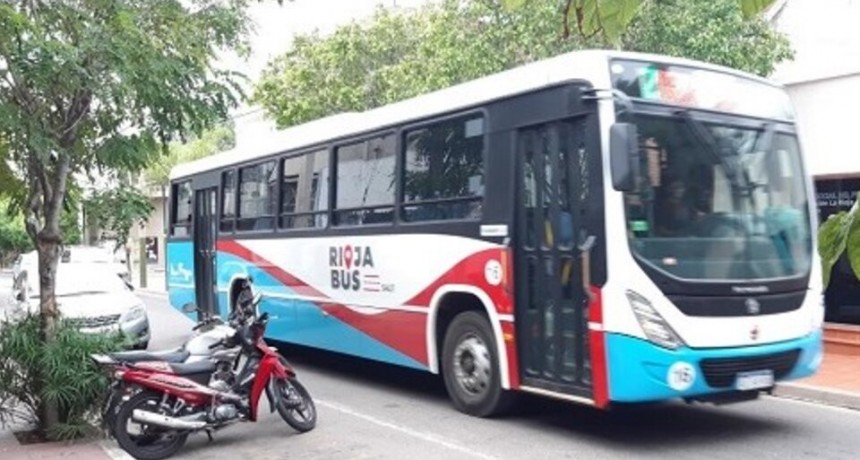 Tras un hackeo, los colectivos de Rioja Bus funcionarán con saldo préstamo