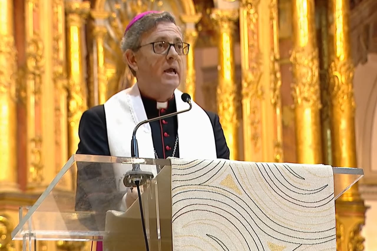 Ante Milei y sus ministros: Durísimo discurso de García Cuerva en el Tedeum del 25 de mayo: 