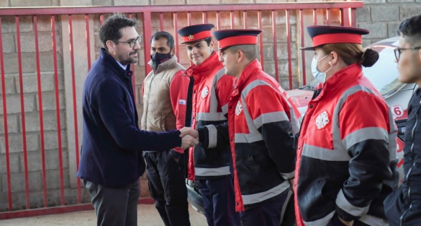 El gobierno provincial muestra su compromiso constante con el Cuartel de Bomberos “Águilas de Acero” 