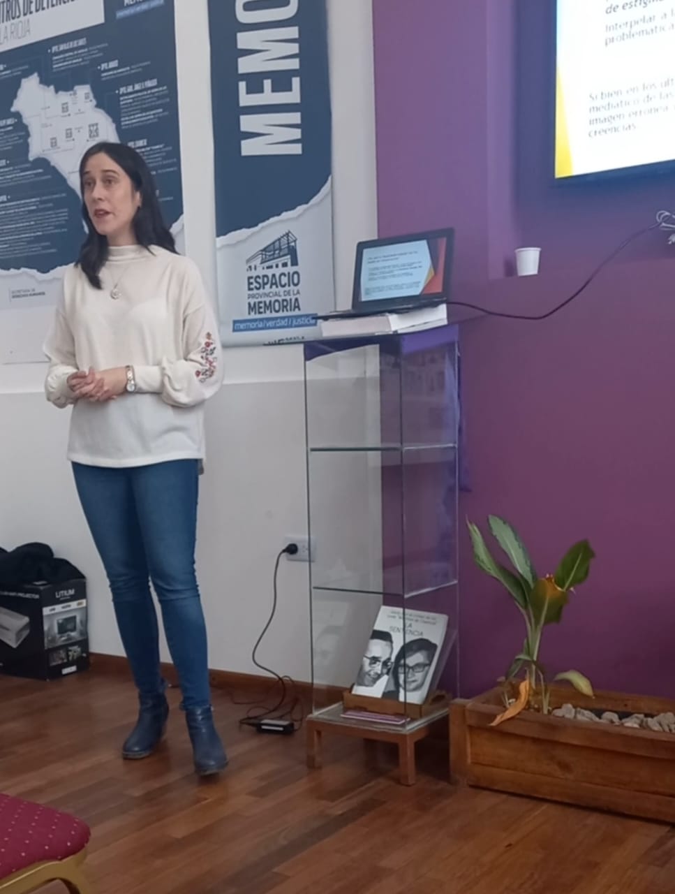 “Los medios de comunicación deben asumir la responsabilidad social a la hora de abordar temas de adicciones”
