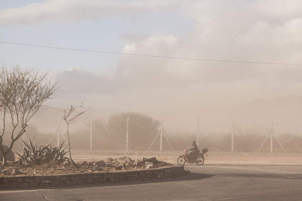 Alerta por ráfagas de viento zonda para la provincia 