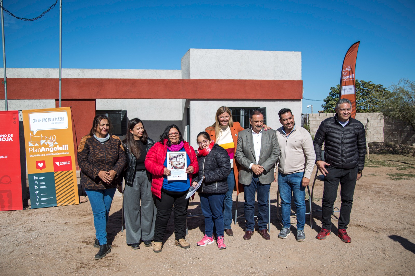 Seis nuevas familias cumplieron el sueño de tener su casa propia a través del Plan Angelelli 
