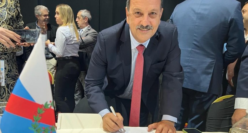 Ricardo Quintela propuso avanzar en una red de comunicación