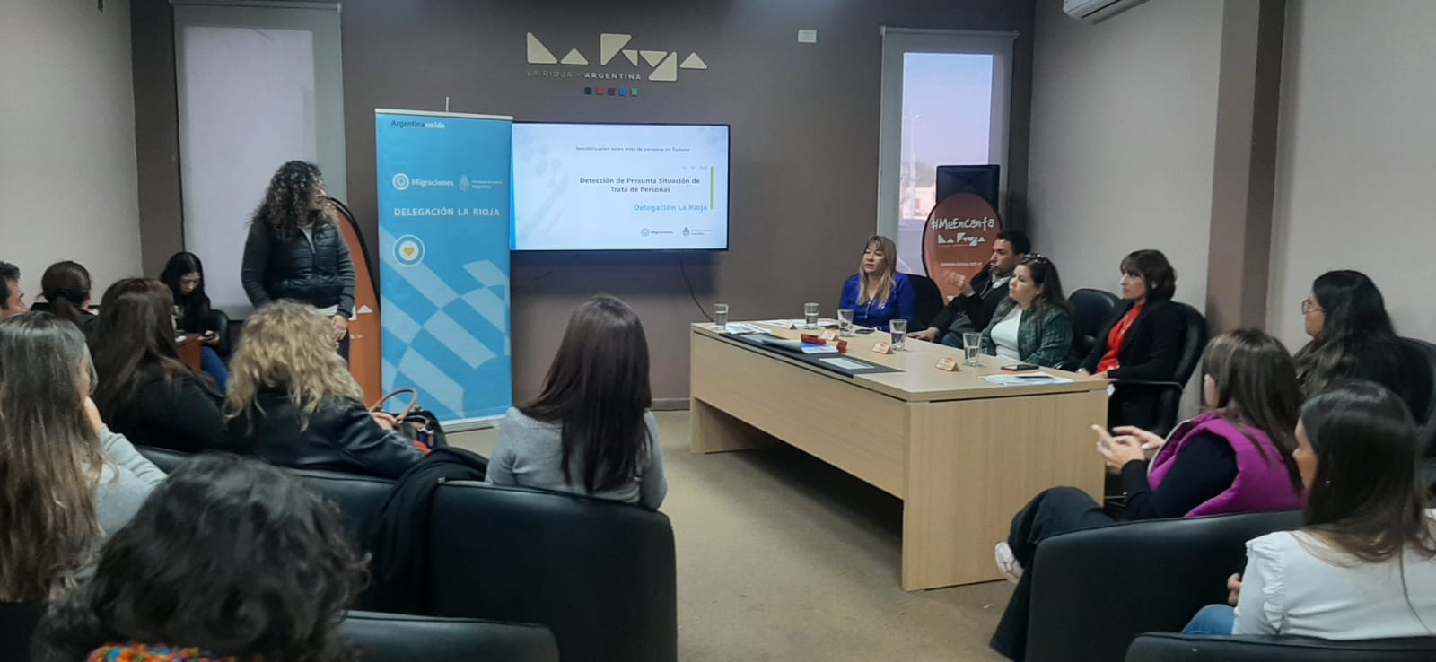 Charla de sensibilización sobre trata de personas al sector turístico de La Rioja
