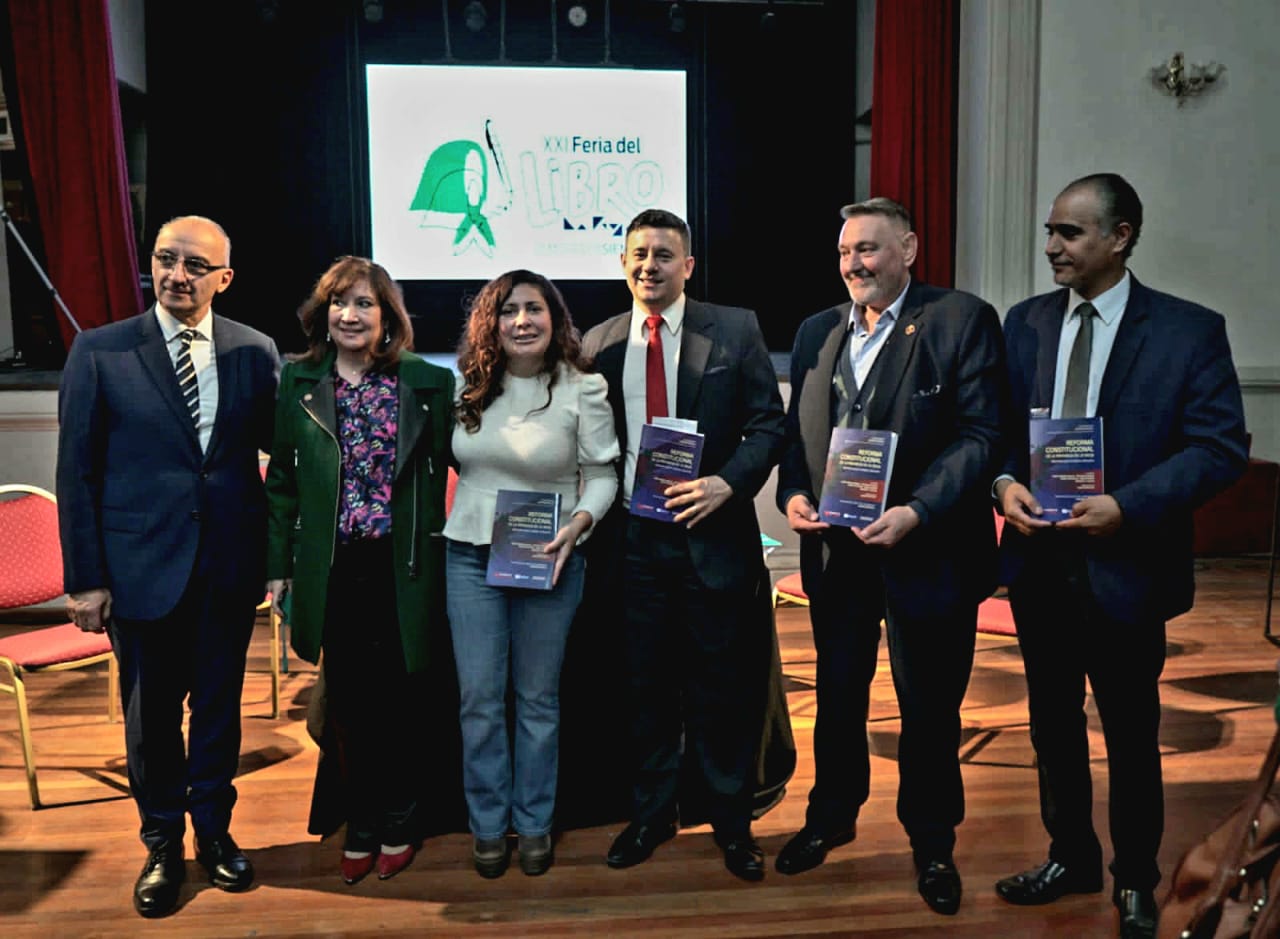 Se presentó el libro Reforma Constitucional de la provincia de La Rioja