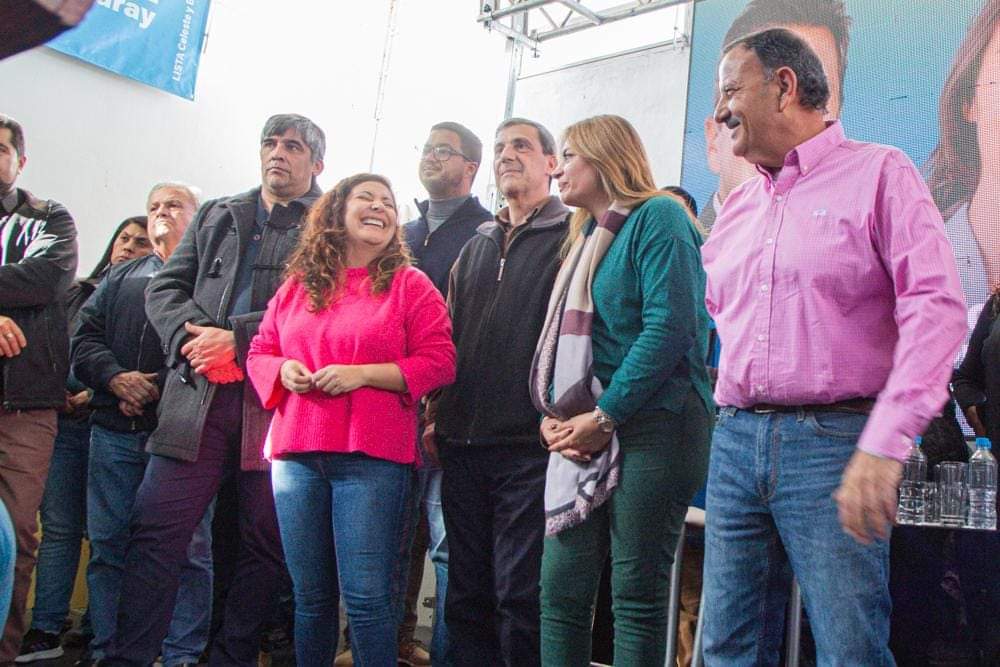 Luz Santangelo Carrizo acompaño en Chilecito al Gobernador Quintela  y a los candidatos de Unión por la Patria. 