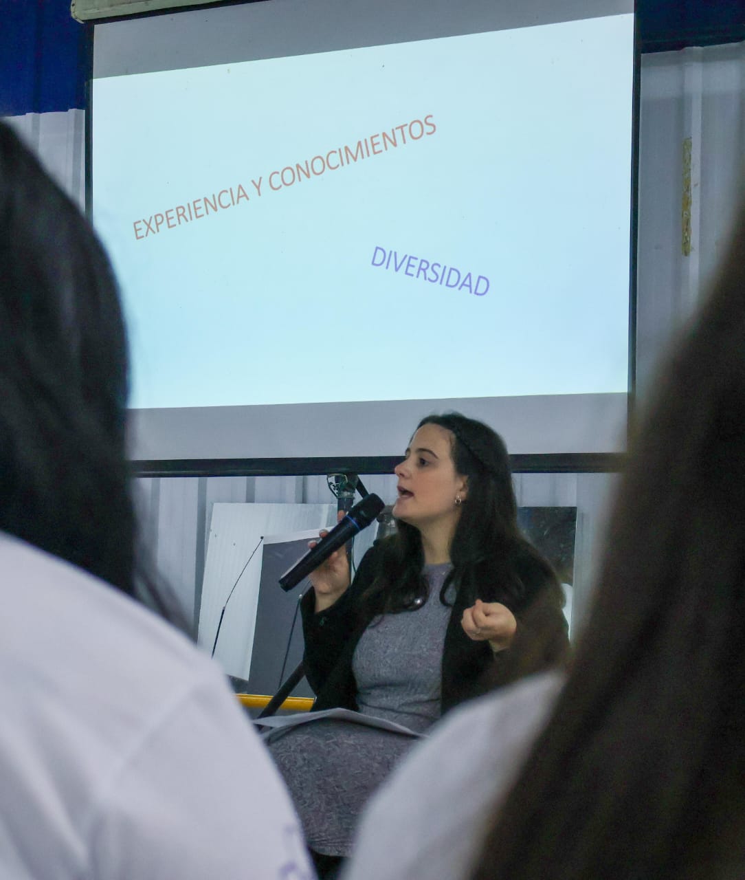 Primera sesión del Parlamento Municipal Juvenil.