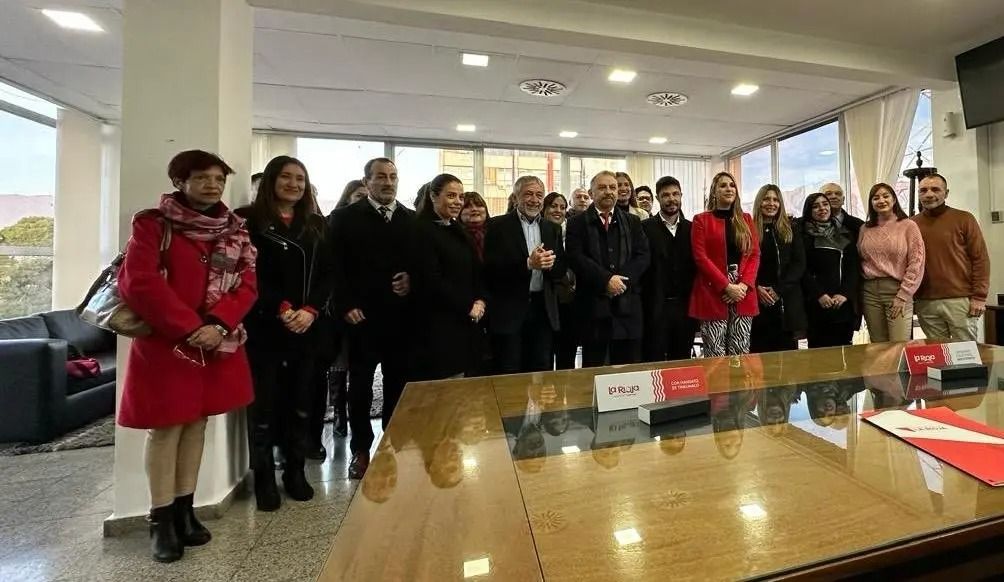 Firma de convenio de cooperación entre la Fiscalía de Estado y la Municipalidad de La Rioja.