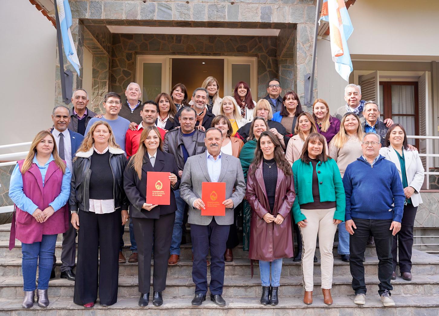 A un año de la Reforma Constitucional, la Provincia reafirma su compromiso con una Carta Magna moderna y participativa.