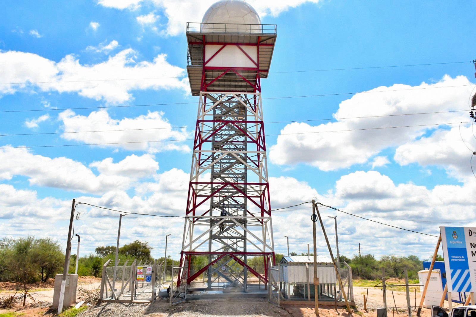 La Rioja completará su red meteorológica y fortalecerá el monitoreo climático en toda la provincia.