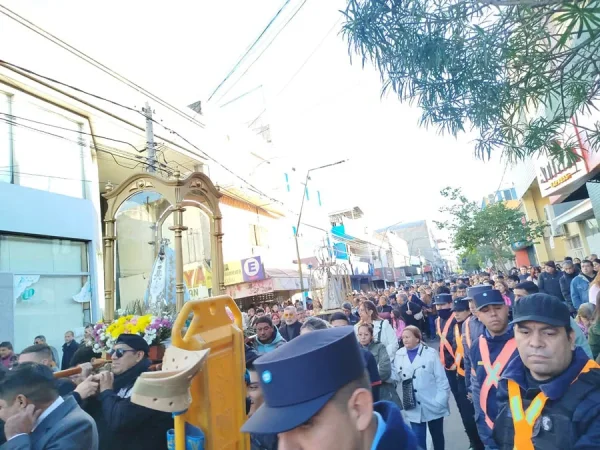 La devoci&oacute;n riojana se puso de manifiesto ante San Nicol&aacute;s 