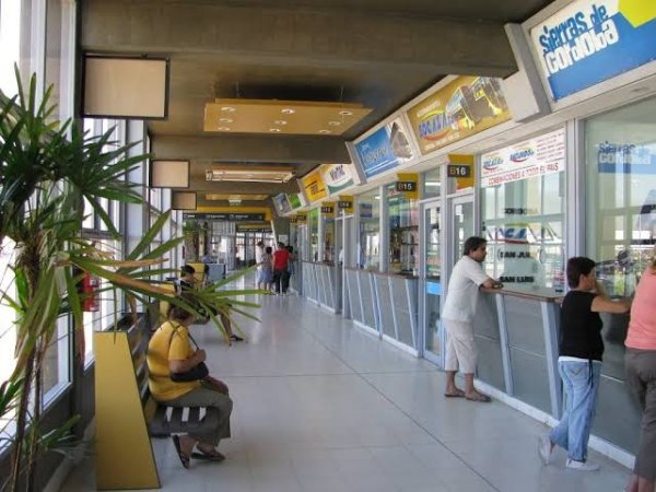 Expectativas en la venta de pasajes en colectivo para el receso invernal