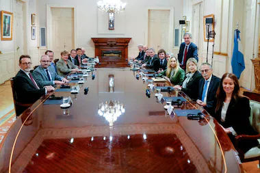 El colmo en la Argentina de Milei. El Fondo Monetario Internacional al poder.