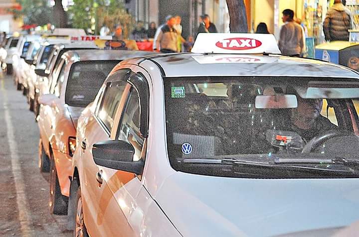 El Concejo Deliberante aprobó suba de tarifa para taxis y remises.