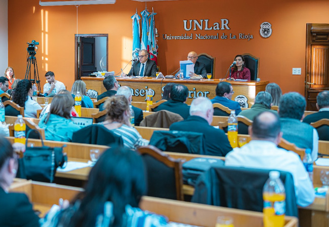 La UNLaR se pronunció en defensa de la educación pública