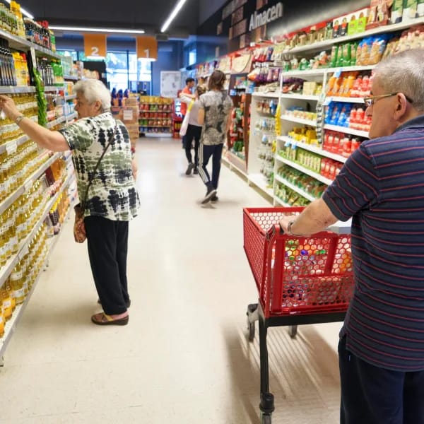 Milei lo hizo. Fuerte caída del consumo: el retroceso es el peor desde la pandemia. 