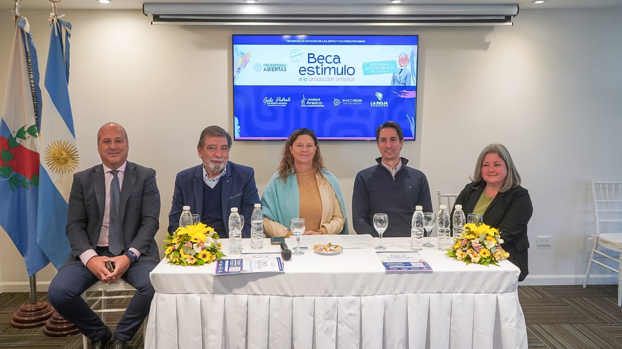 Presentaron las “Beca Estímulo a la Producción Artística” del programa “Fronteras Abiertas”.