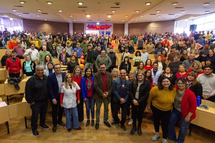 Aplicadas reafirma apoyo a Natalia Álbarez Gómez y Luis Oviedo para liderar el cambio en la UNLaR.