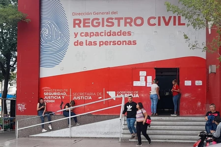 Elecciones del 26 de Octubre. Más del 10% de los riojanos no tienen DNI.