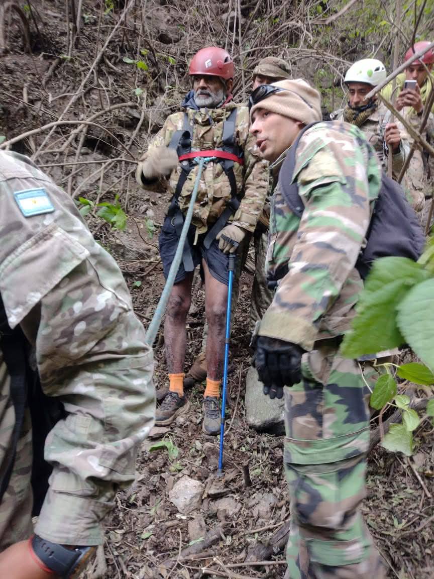 Milagro. Encontraron con vida al senderista José Portugal