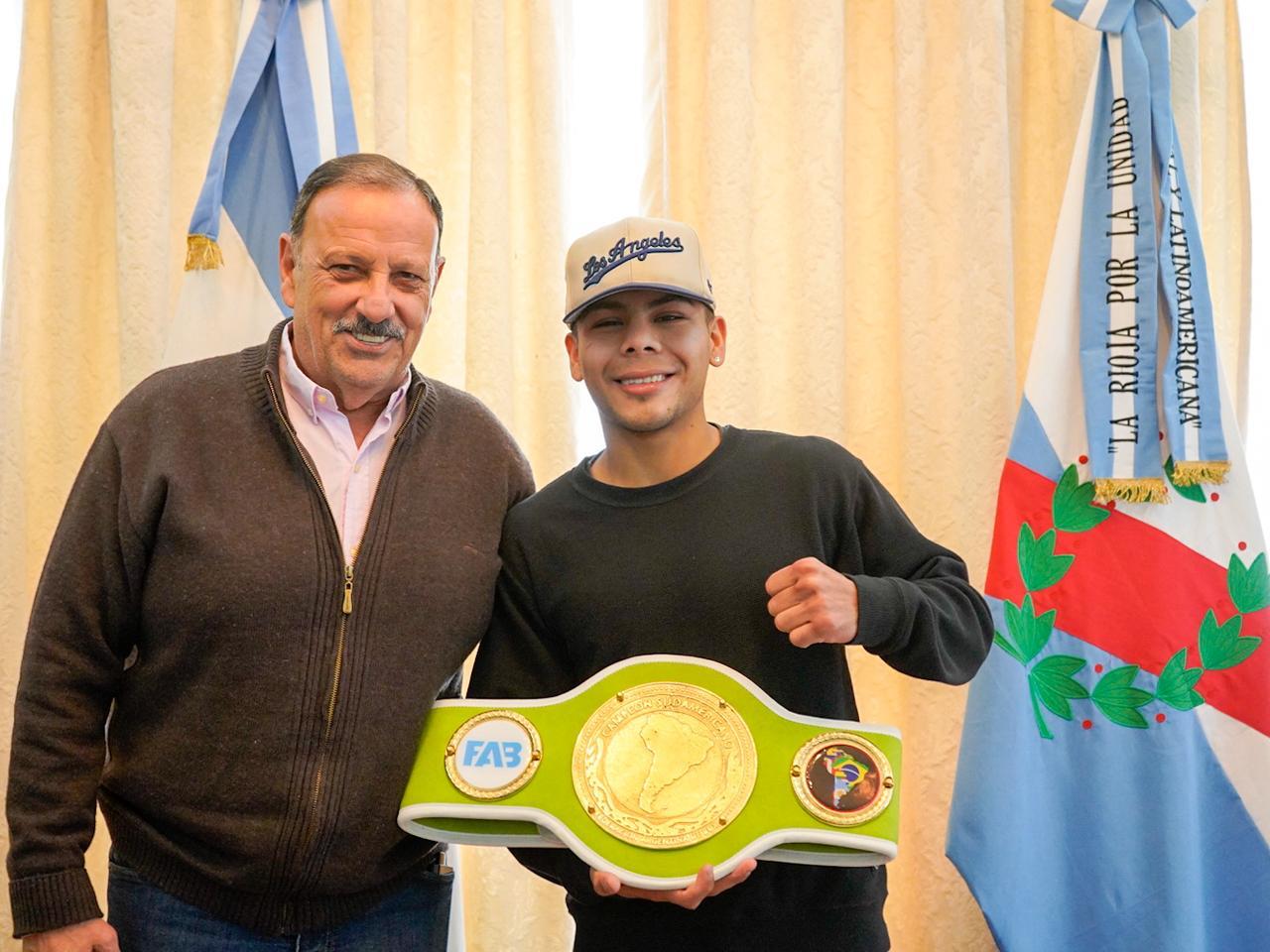 Quintela recibió al campeón sudamericano Joel “Chiquitín” Contreras y destacó su proyección mundial