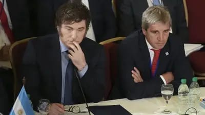 Revés para Caputo: la Justicia le dio 5 días para presentar todos los documentos reservados vinculados al FMI.