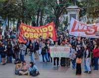 Solo generan rechazo. Caputo y Santilli fueron repudiados en Catamarca al grito de "ladrones, fuera"