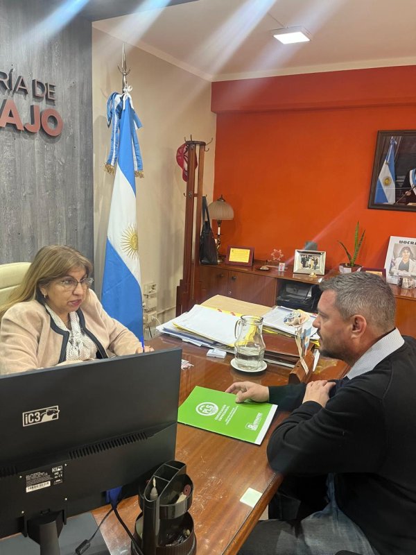 El RENATRE fu&eacute; recibido por la Secretar&iacute;a de Trabajo, Myriam Espinosa para continuar fortaleciendo el trabajo articulado 