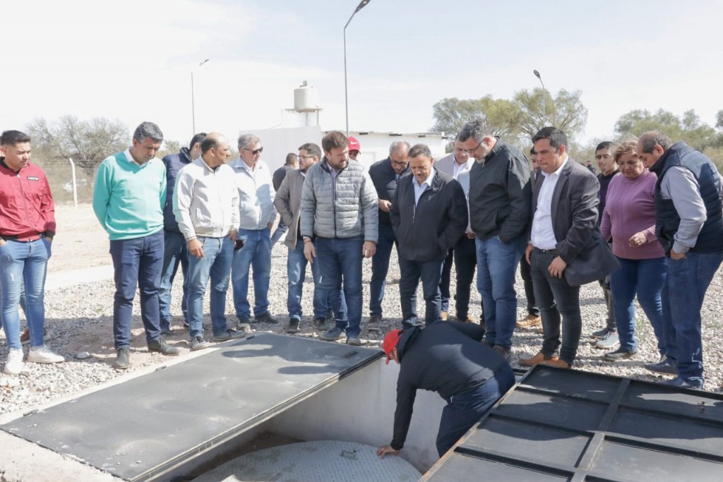 El gobernador Ricardo Quintela inauguró Planta de Tratamiento de Efluentes Cloacales en Catuna