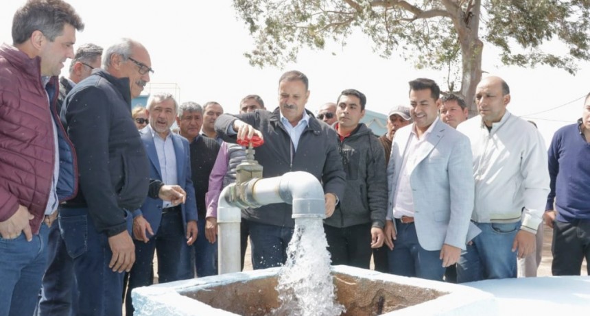 El gobernador Quintela inauguró la obra hídrica más importante de Los Llanos