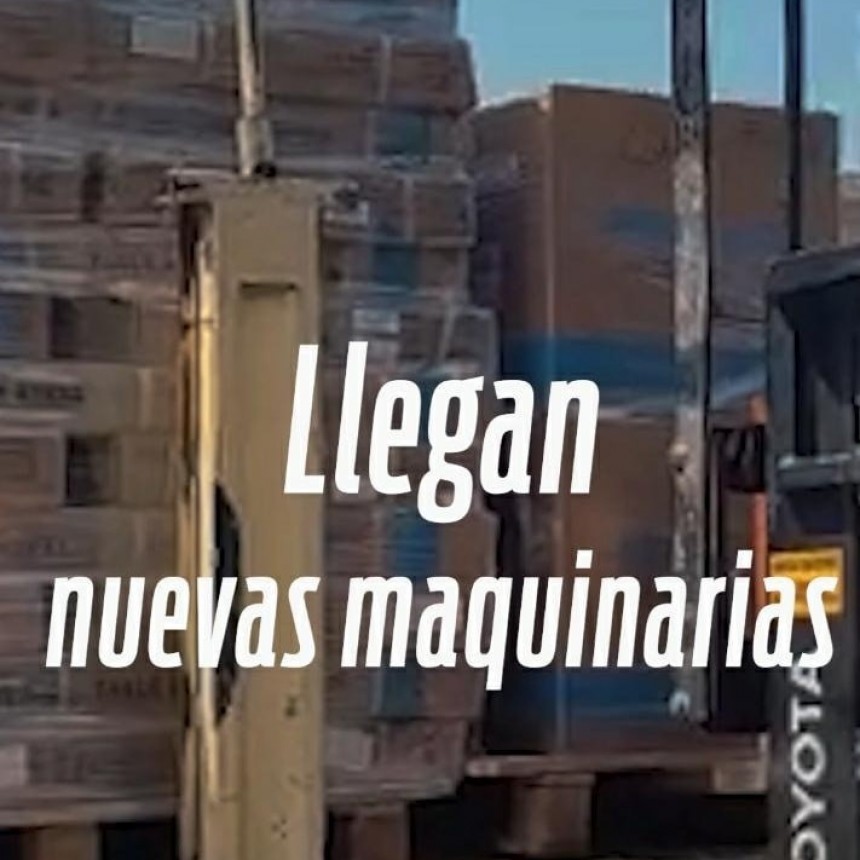 Mas trabajo: El Ministro Federico Bazan mostro maquinaria nueva en fabrica del Parque Industrial.