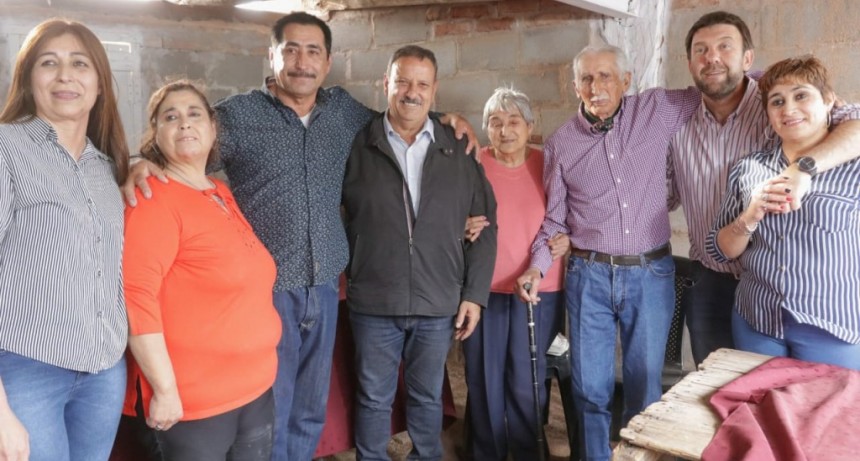 El gobernador Ricardo Quintela inauguró una obra de electrificación rural en el departamento General Ortiz de Ocampo
