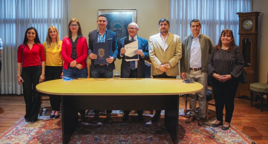 La UNLaR y el Tribunal de Cuentas de La Rioja firmaron carta compromiso de colaboración