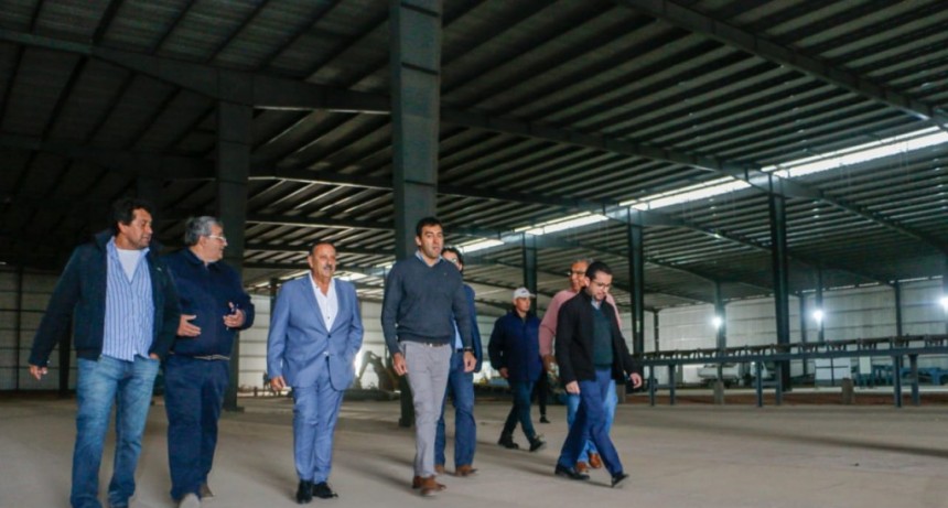 El Gobernador supervisó el avance de obra de Cerámica Riojana