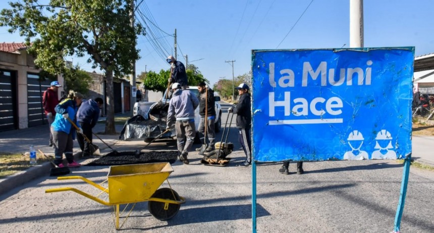 La Municipalidad continua con el plan de bacheo en la Ciudad