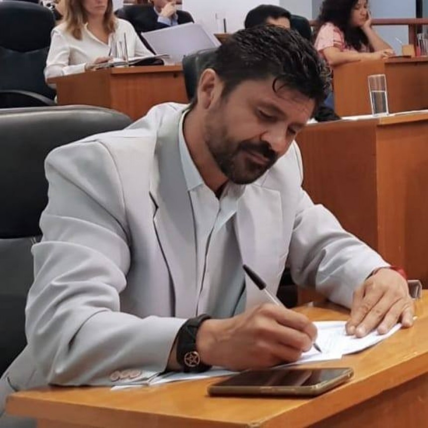 Concejal denuncia agresiones de un “custodio” del viceintendente